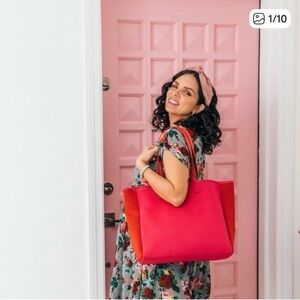 Stylish Summersalt neoprene Pink and Red Women's Tote Bag